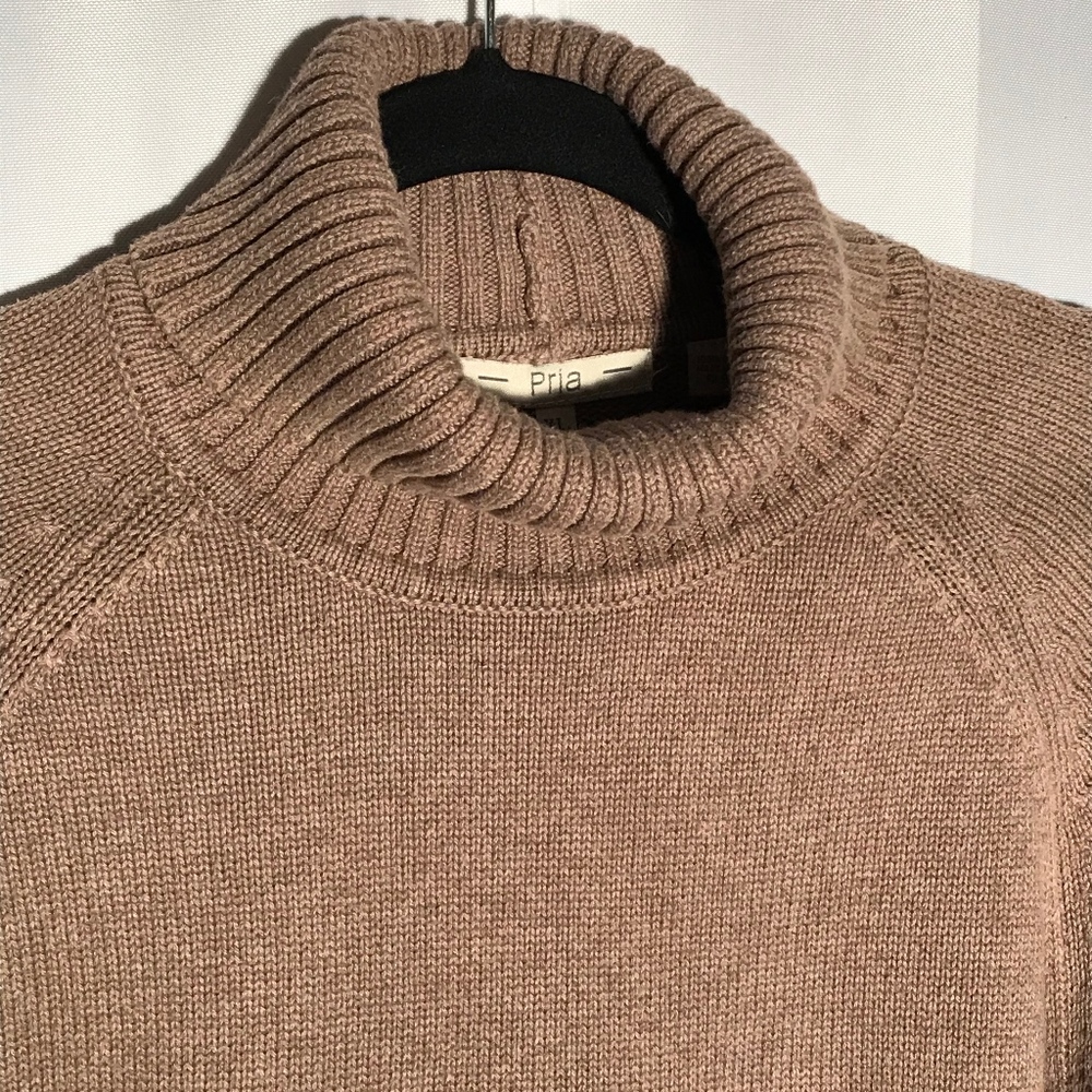 Woman’s Sweater